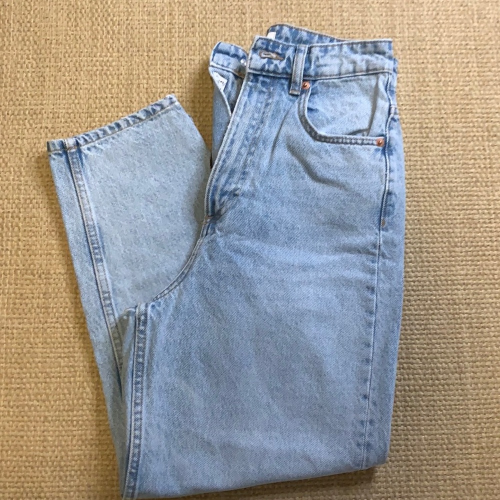 Zara Mom Jeans Size 4